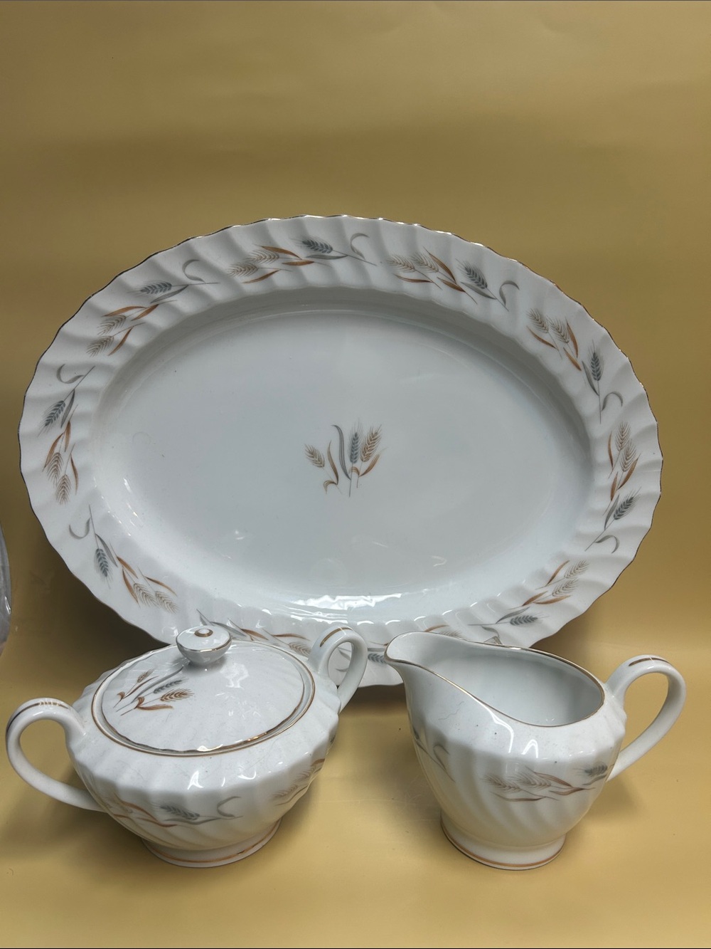 CAROUSEL WHEAT fine JAPAN porcelaine creamer sugar and service plate